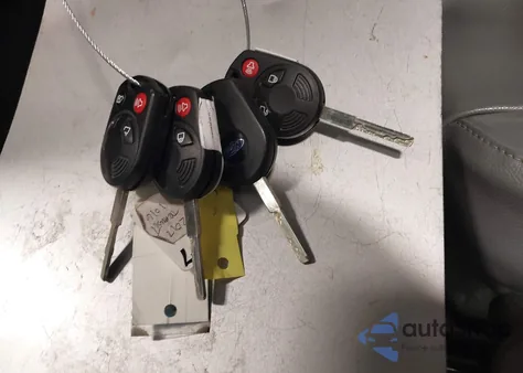 2017 Ford Transit-250 из США, поврежденный, VIN 1FTYR2YM9HKA31016